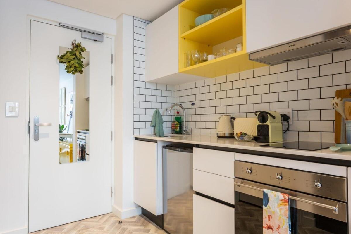 Mid Century Modern Central Upper City Кейптаун Екстериор снимка