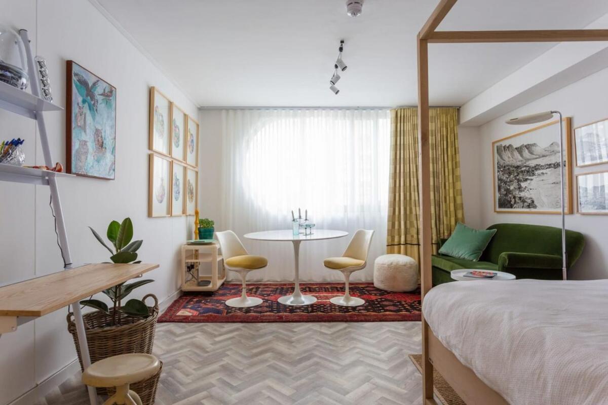 Mid Century Modern Central Upper City Кейптаун Екстериор снимка